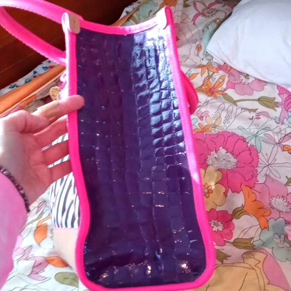 💖💜Most Treasured HENRI BENDEL Bag in my Collection💖💜 Rare and Lovely! - Picture 8 of 15